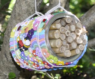 Bee Hotel Resident(s)!