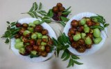 Jujube fruit in various stages of ripeness